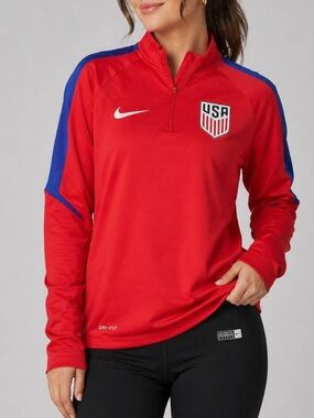 Nike Team USA Soccer Red Full Zip Women Jacket, Size Large